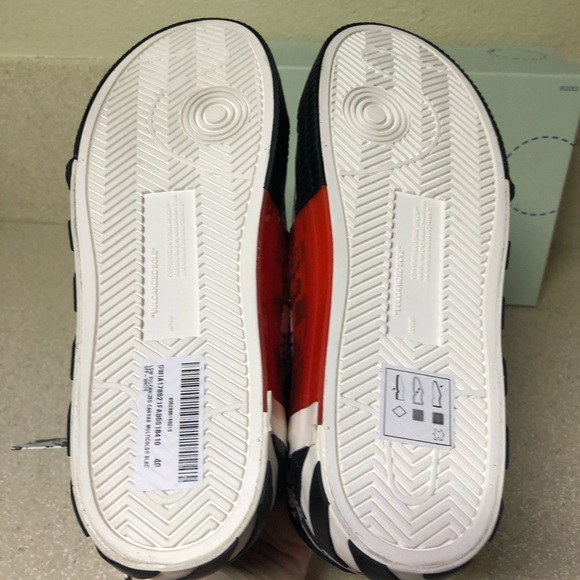 OFF-WHITE Vulcanized Low Top Black Sneaker 40 / 10 - Picture 8 of 8